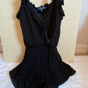One Clothing Los Angeles Romper Sz XS Ruffled Elas